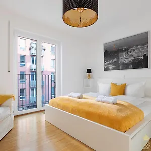 Pineapple Zwinger Ii - 70 Qm - 1x Free Parking Apartmán